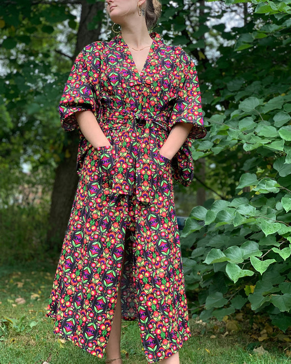 KIMONO ROBE - BLACK & MULTI COLORED FLOWERS