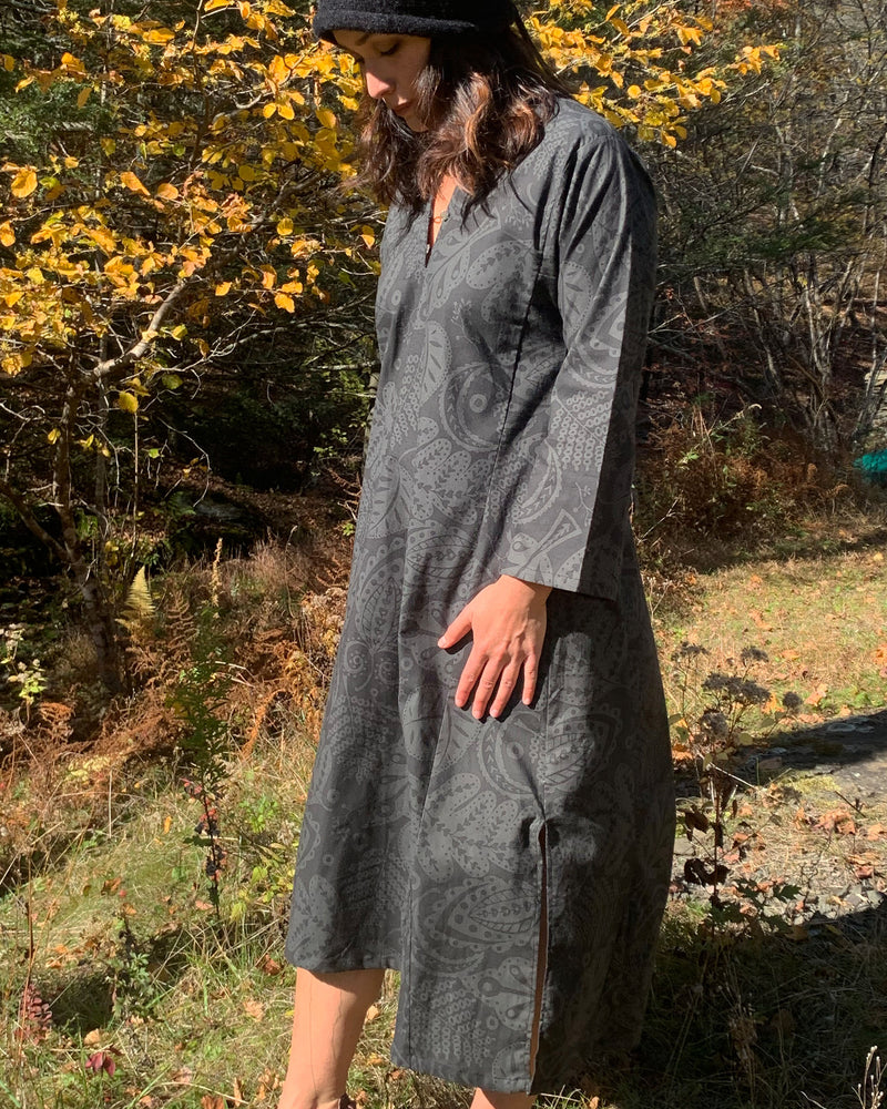 MONK DRESS - GREY / CHARCOAL